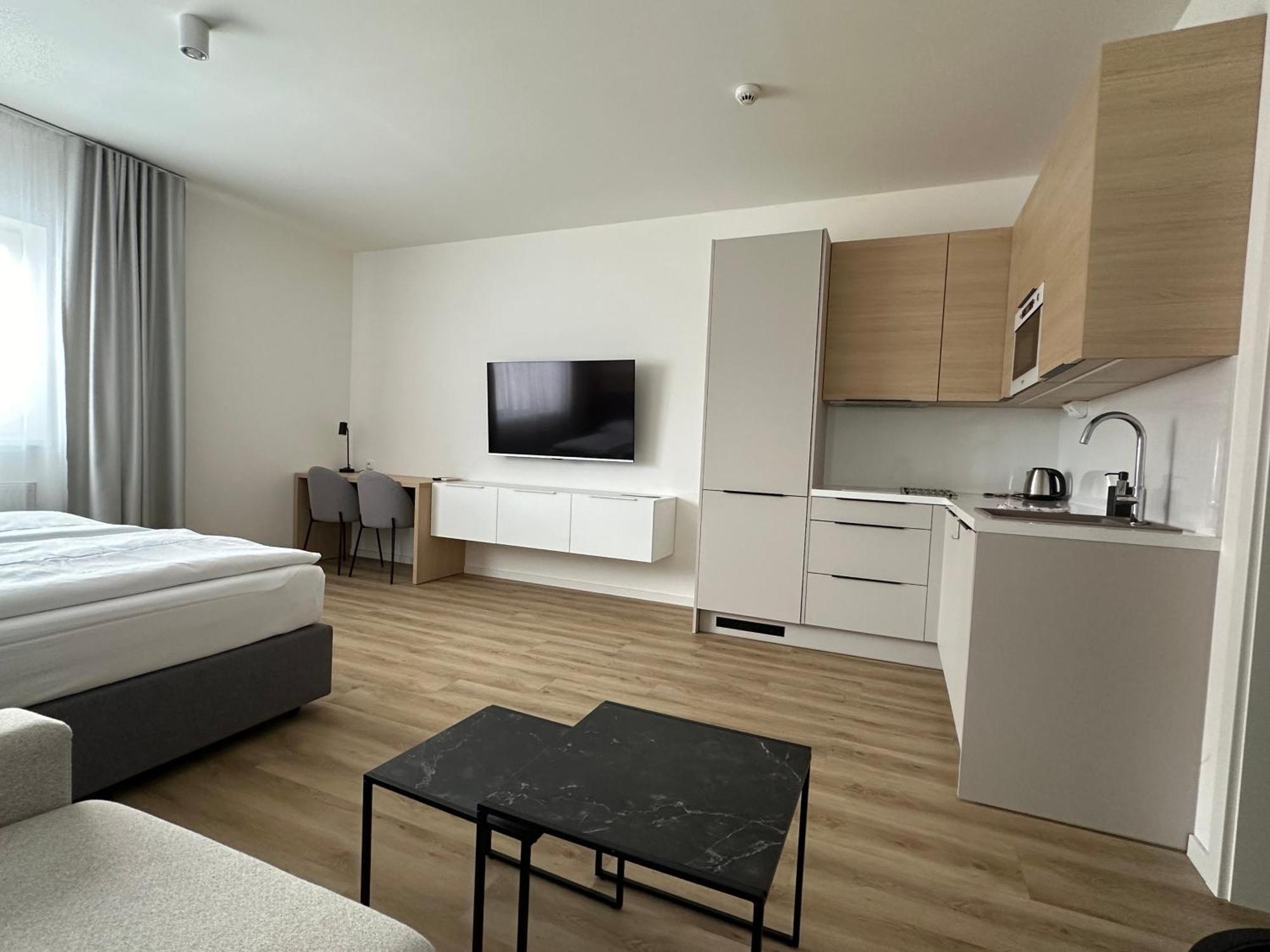 Hotel Kapitol Мост Экстерьер фото