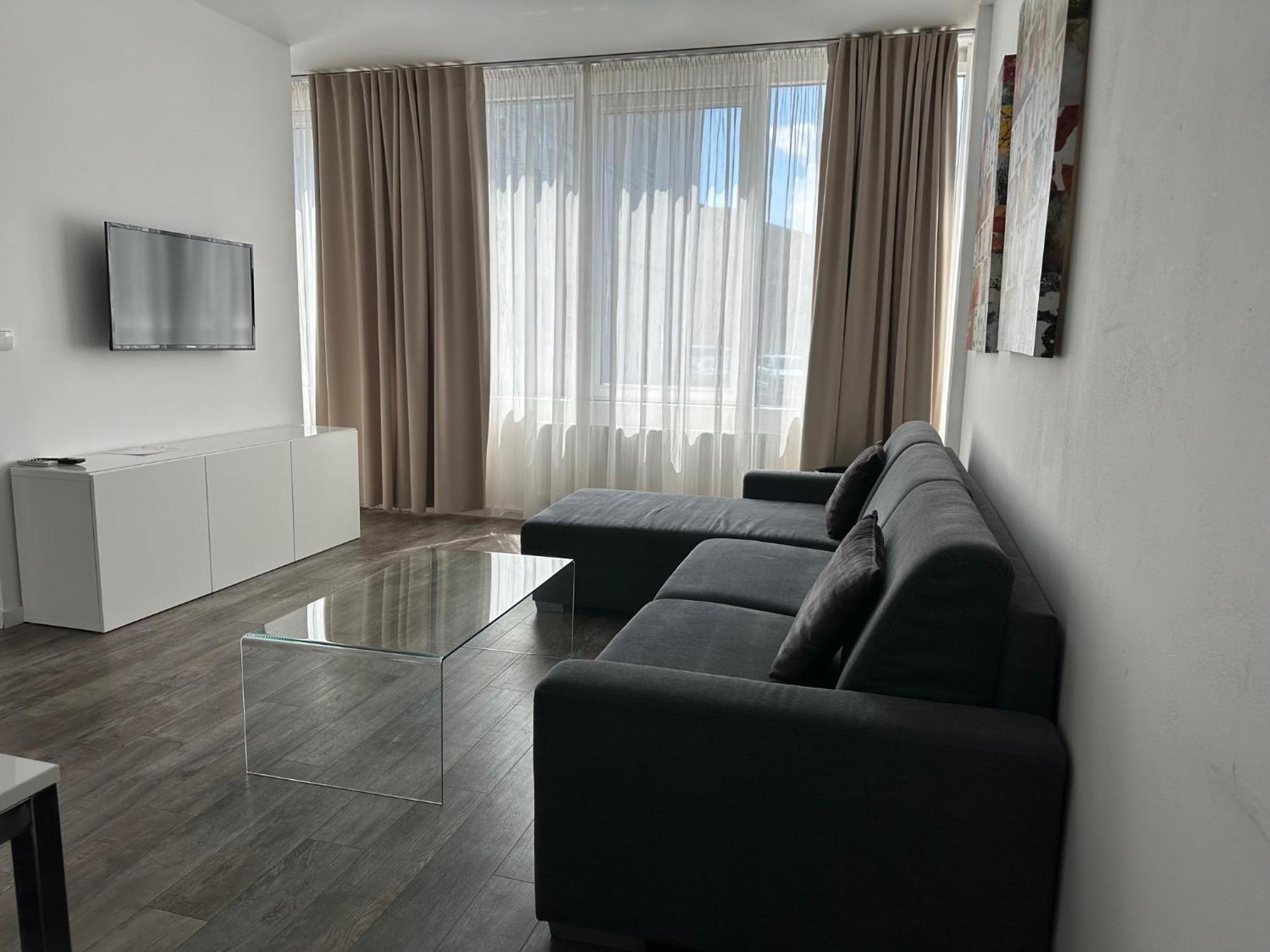 Hotel Kapitol Мост Экстерьер фото
